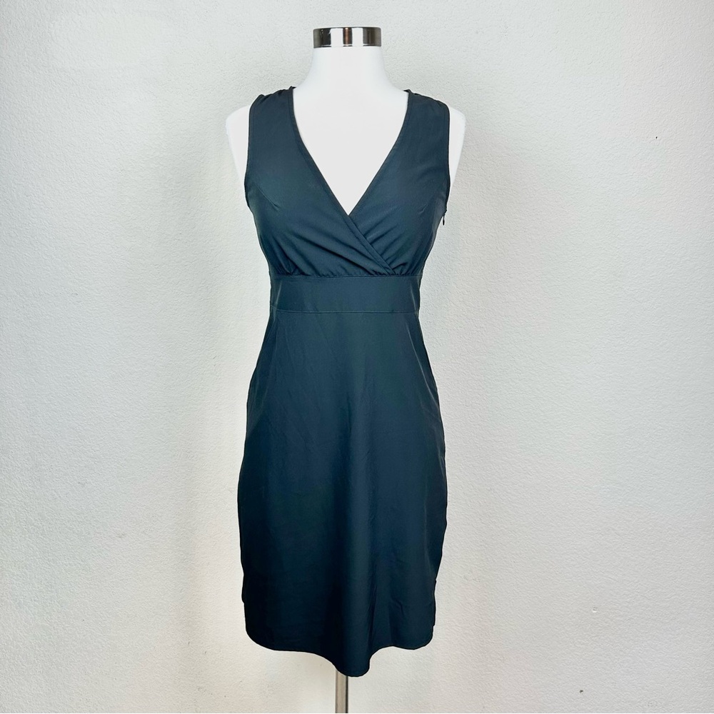 Soybu Sport V-Neck Sleeveless Midi Black Dress